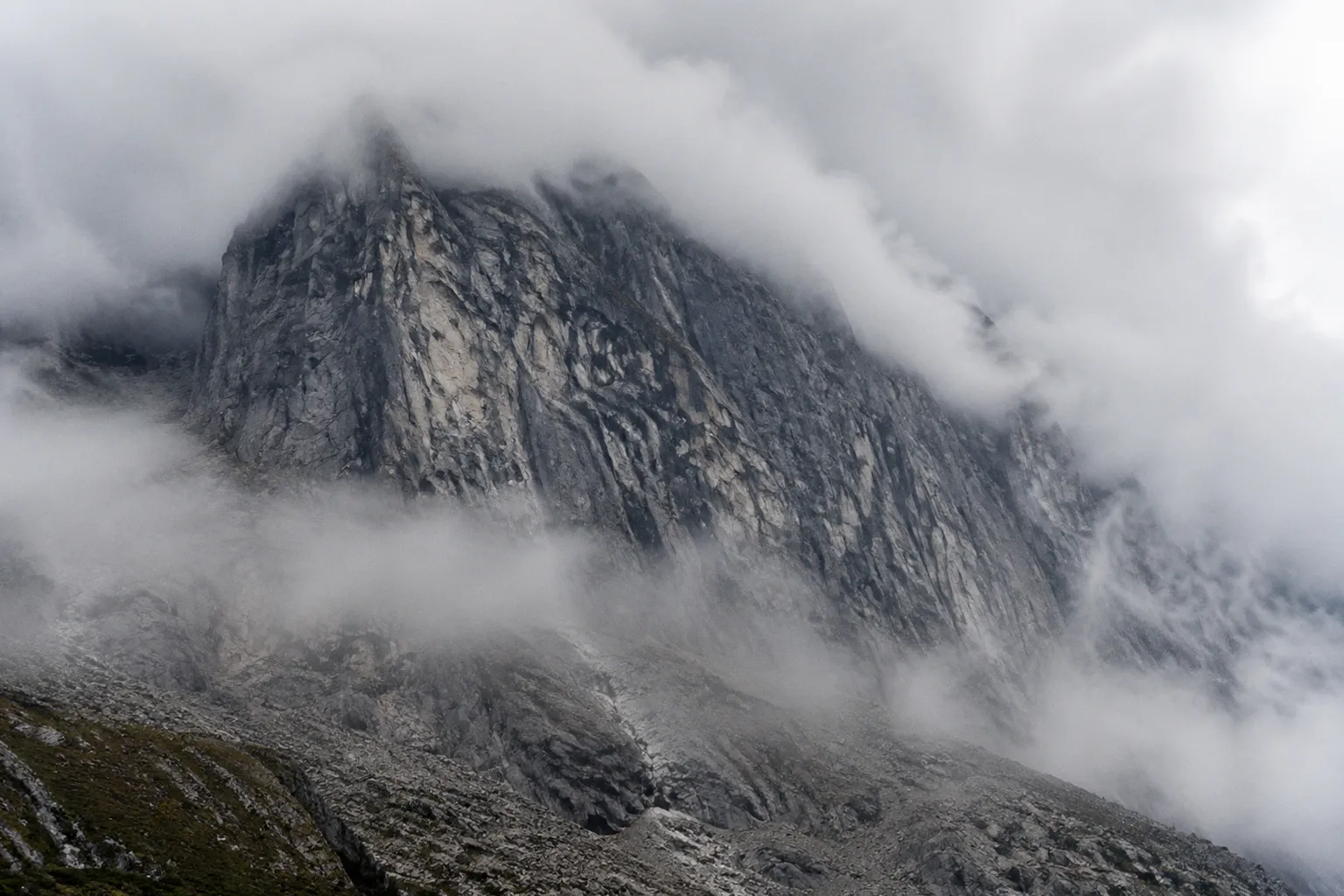 Ciel gris en montagne : le mythe de la photo terne