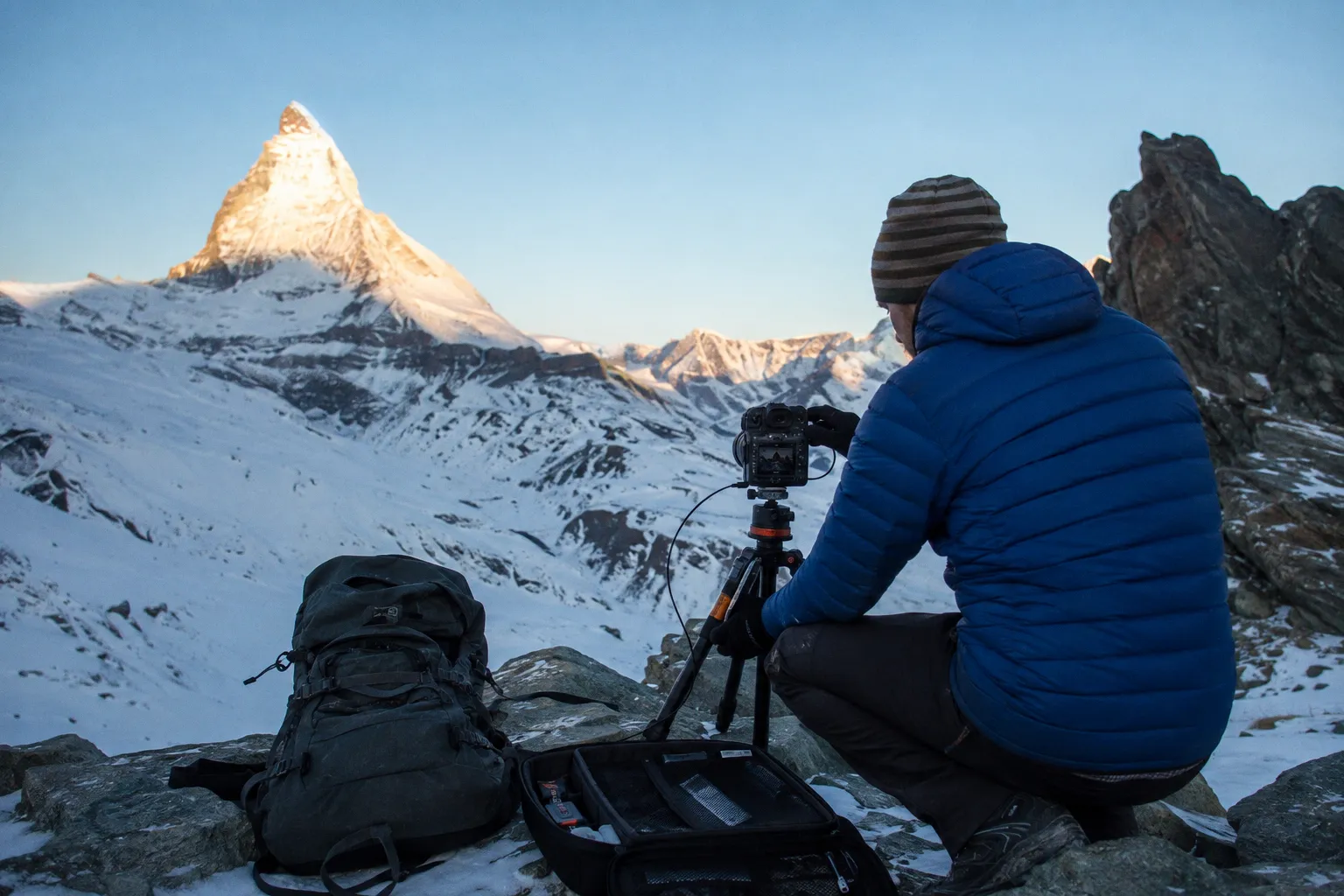 Time-lapse en haute altitude : les défis techniques de la photographie par grand froid